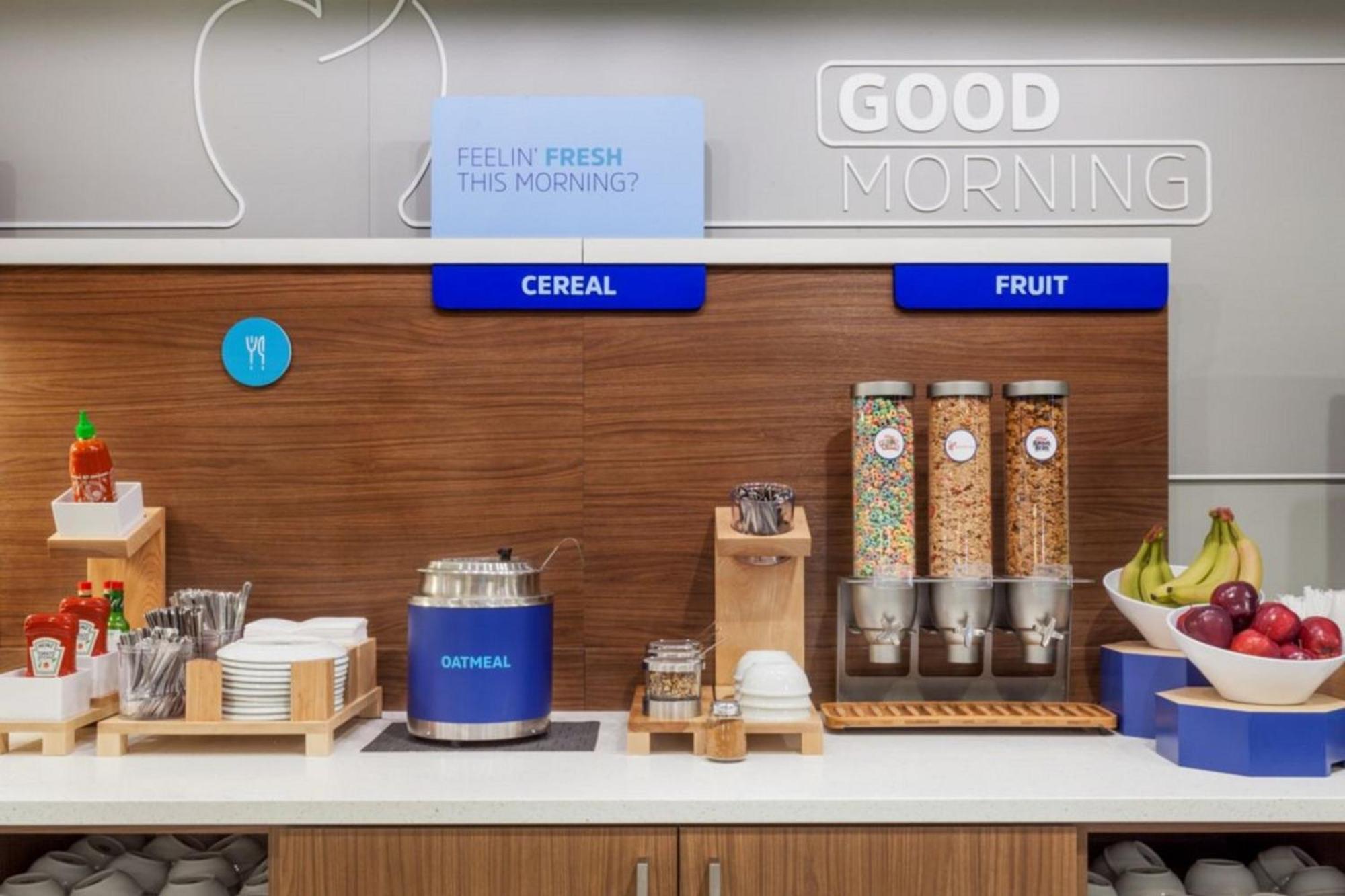 Holiday Inn Express & Suites Ґріффін Екстер'єр фото
